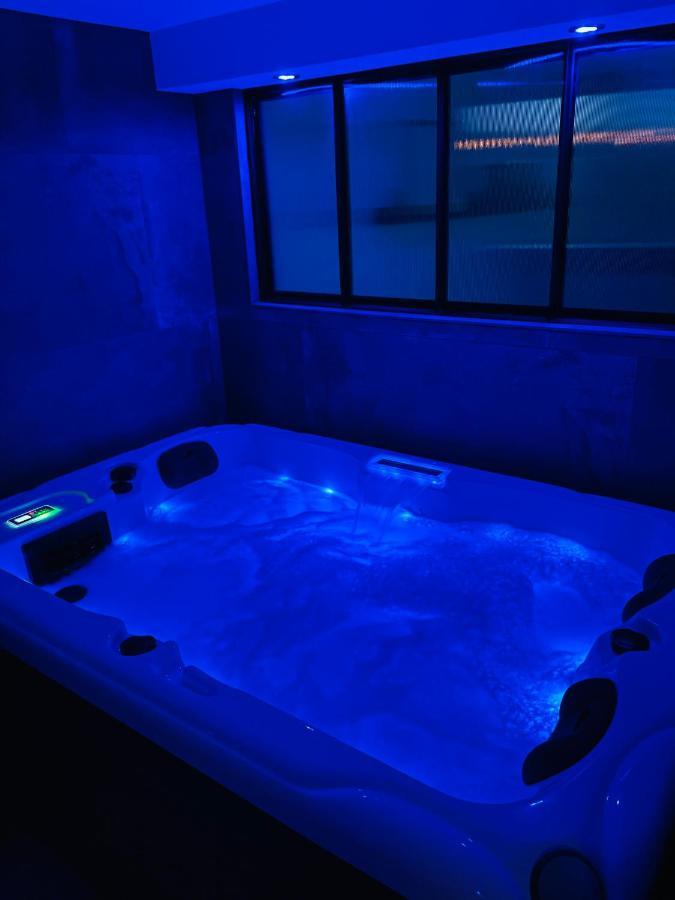 Spa & Vue Mer - Les O De Bandol Exteriör bild